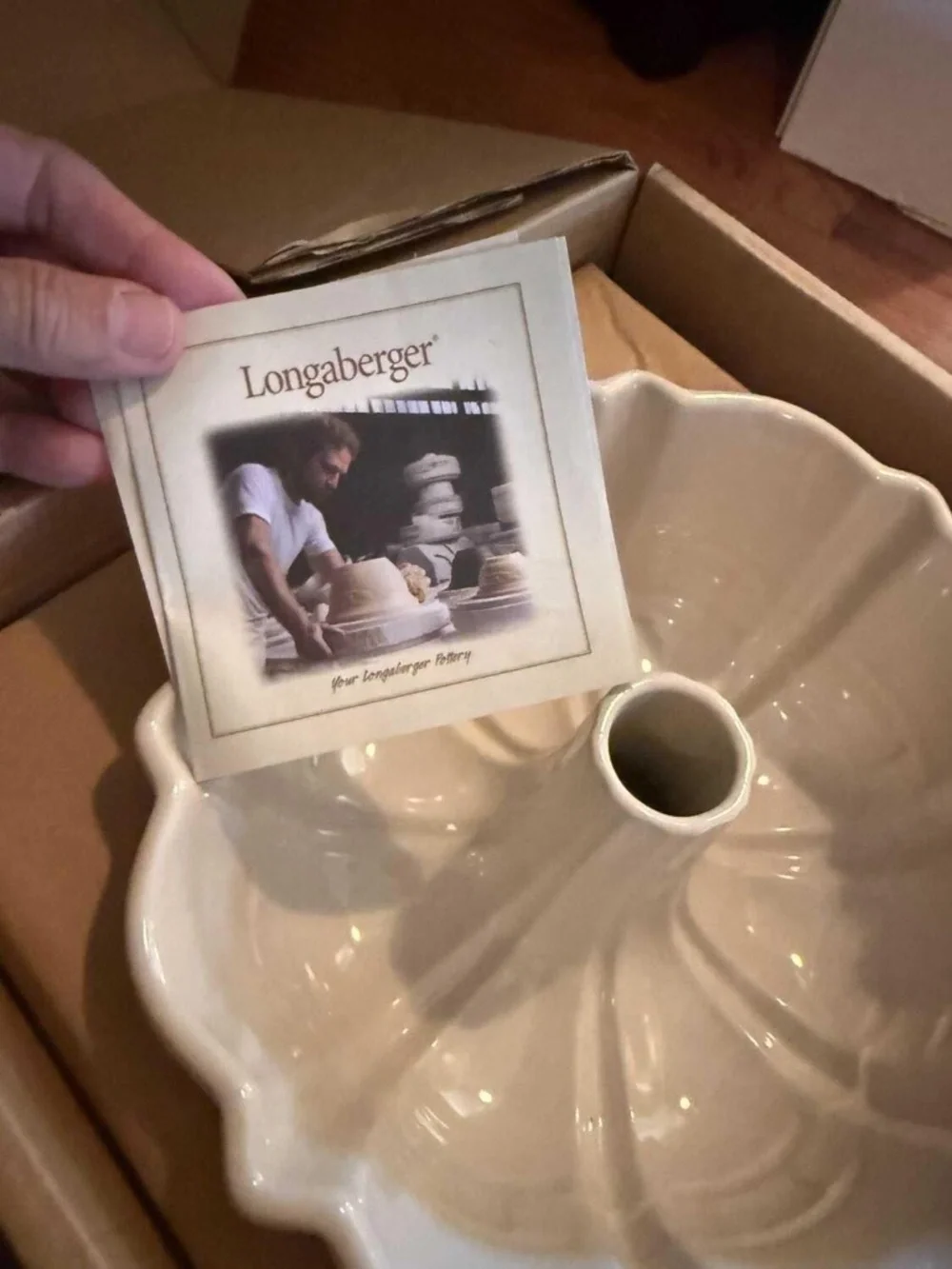 LONGABERGER WOVEN TRADITIONS FLUTED CAKE PAN